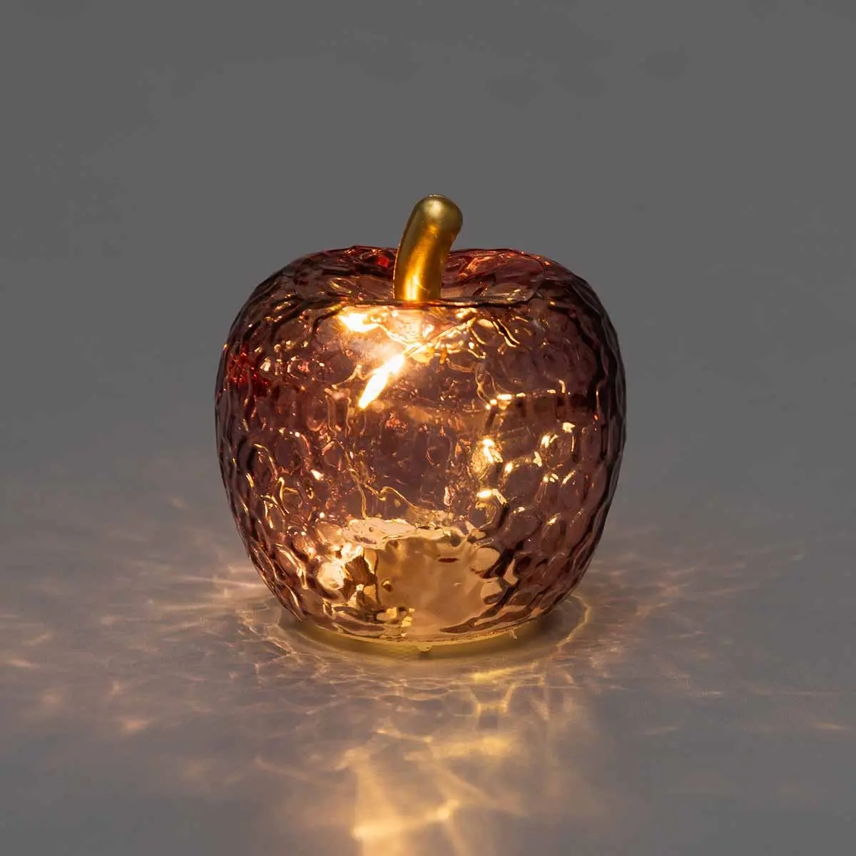 LED-äpple i glas plommon 7,5 cm - Dekorationsföremål - 6410416573861 - 1