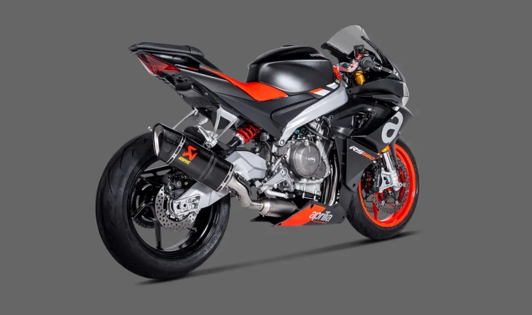 Avgassystem Akrapovic Racing Line Carbo - MC avgassystem - 3831113596305 - 1