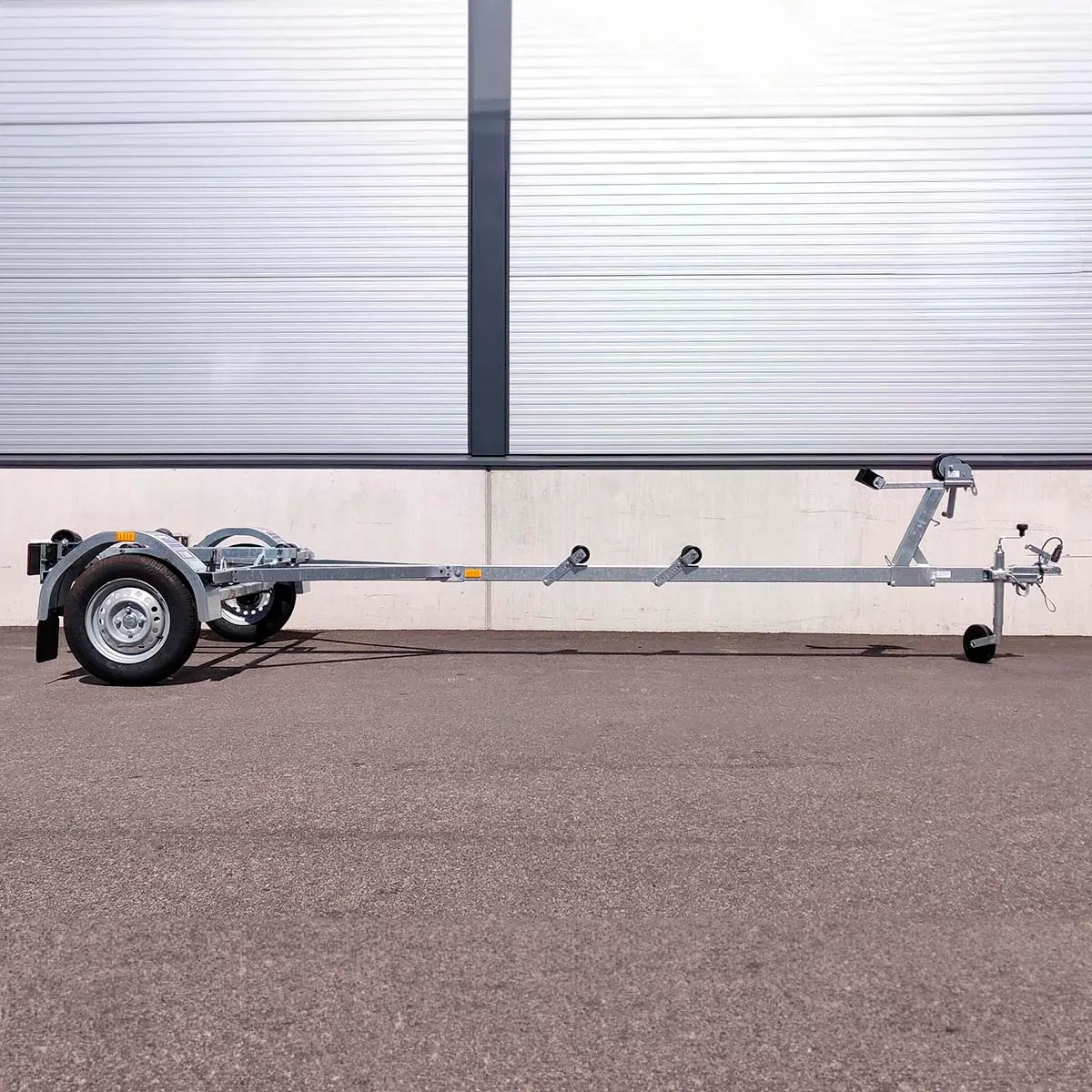 Båttrailer Björn Marlin M - Båtsläp och jettrailer - 6438471024517 - 0