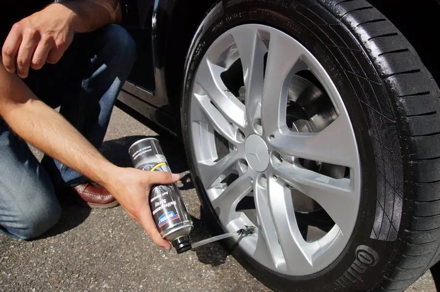 Motip Tire Repair 500 ml - Bilkemikalier, sprayer och silikoner - 8711347218967 - 1