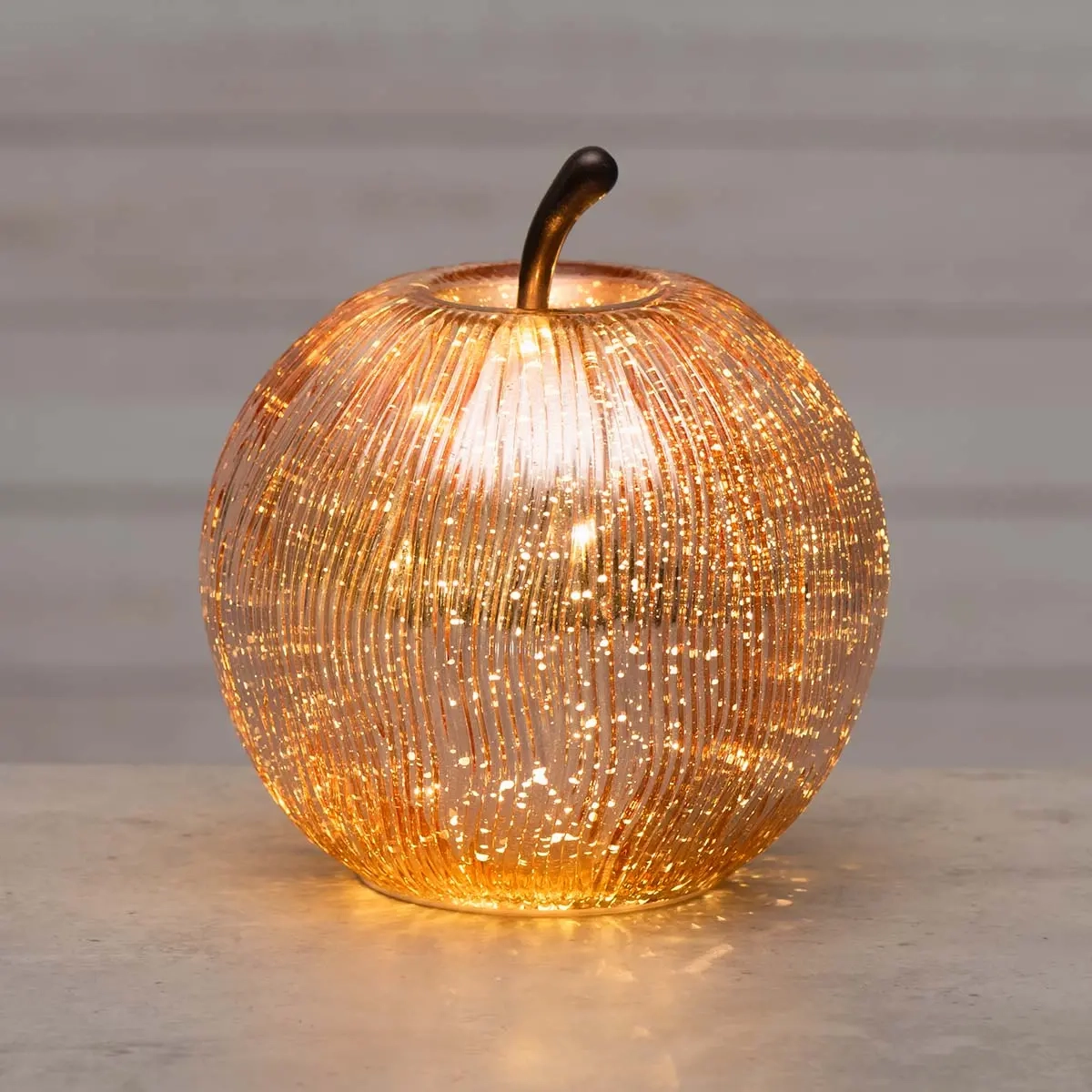 Glasvas med LED-ljus guld - Dekorationsföremål - 6410416521350 - 1