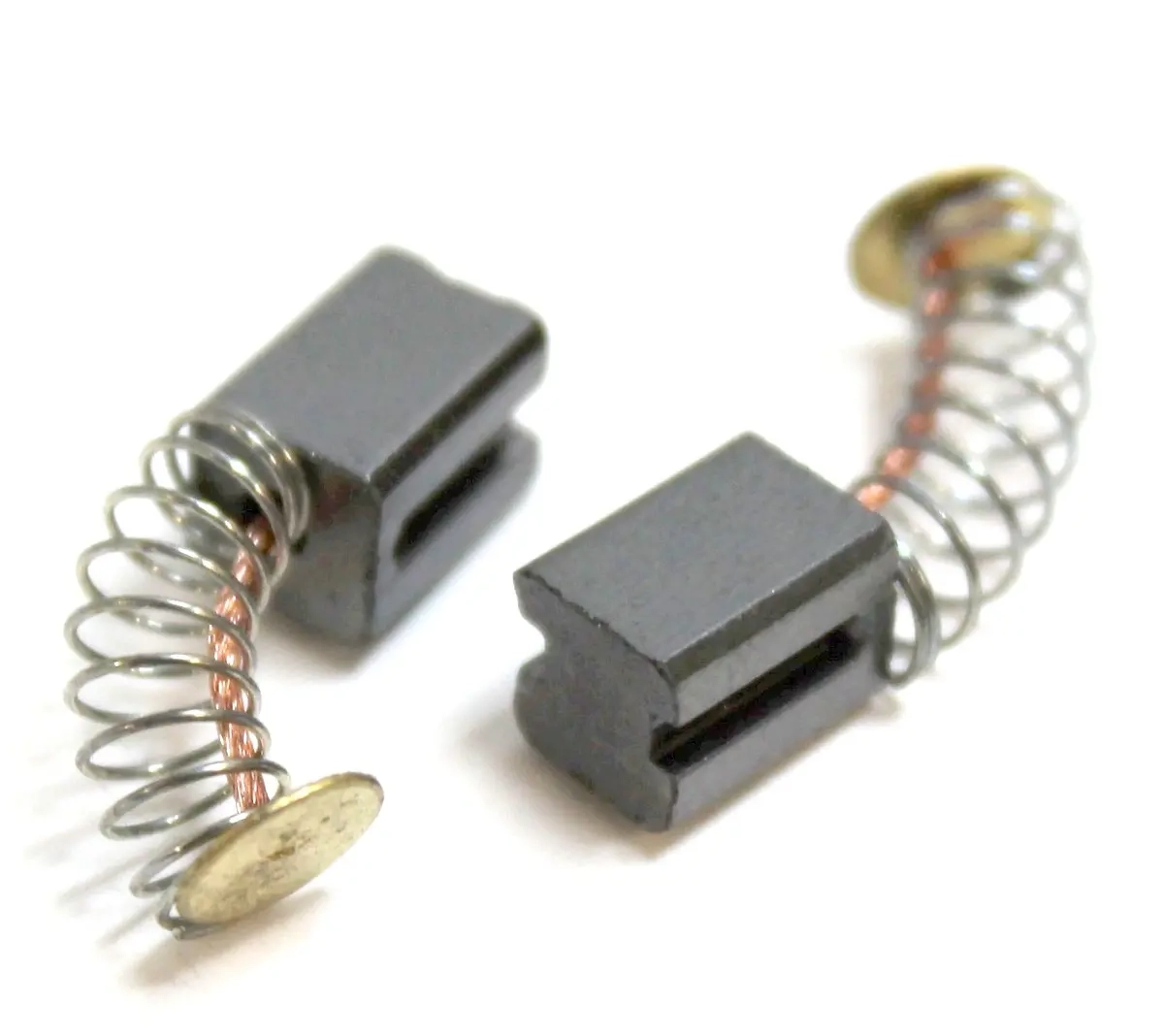 Hiilisæt 6 x 6 x 8,5mm - Komponenter og kondensatorer - 6419773733178 - 0
