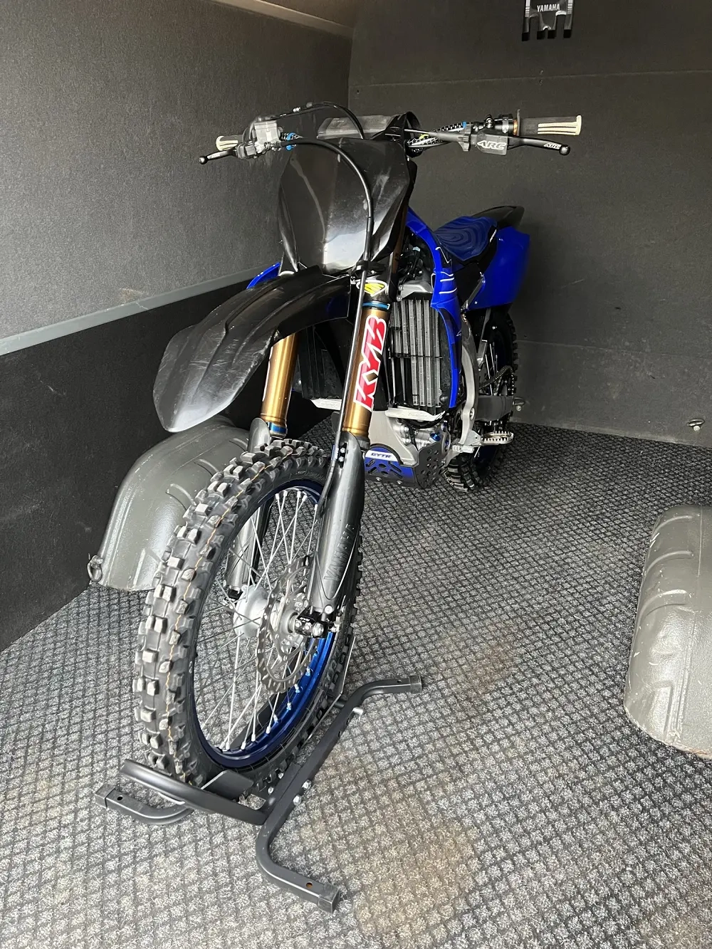 Moisturcykel transportstativ justerbar -  - 6438235233308 - 4
