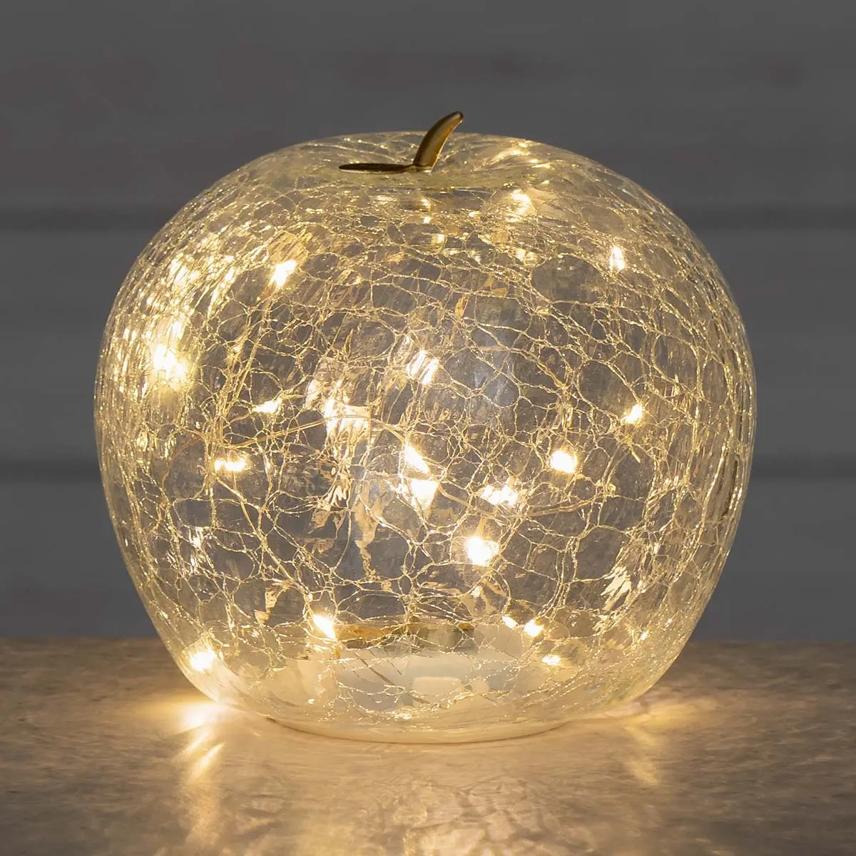 Glasboll med LED-lampor klar 15 cm - Dekorationsföremål - 6410416482767 - 2