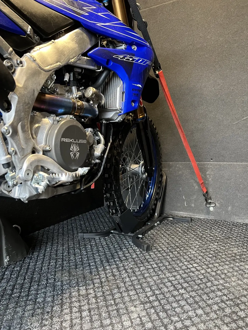 Motorcykel transportställ justerbar - Depåtillbehör för motorsport - 6438235233308 - 3