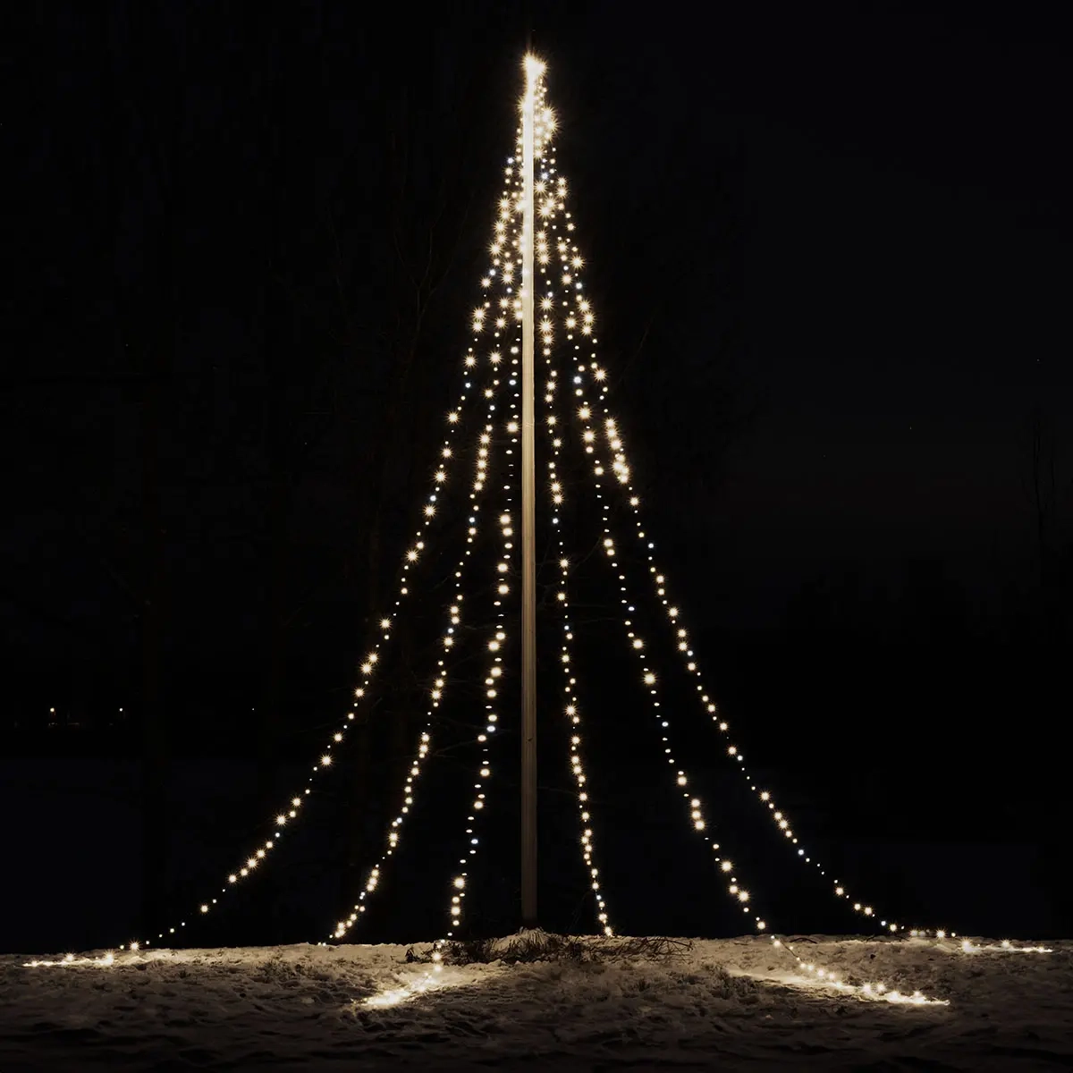 Flaggstång ljusslinga blinkande Finnlumor 600LED - Ljusslingor utomhus och inomhus - 6410416277882 - 0