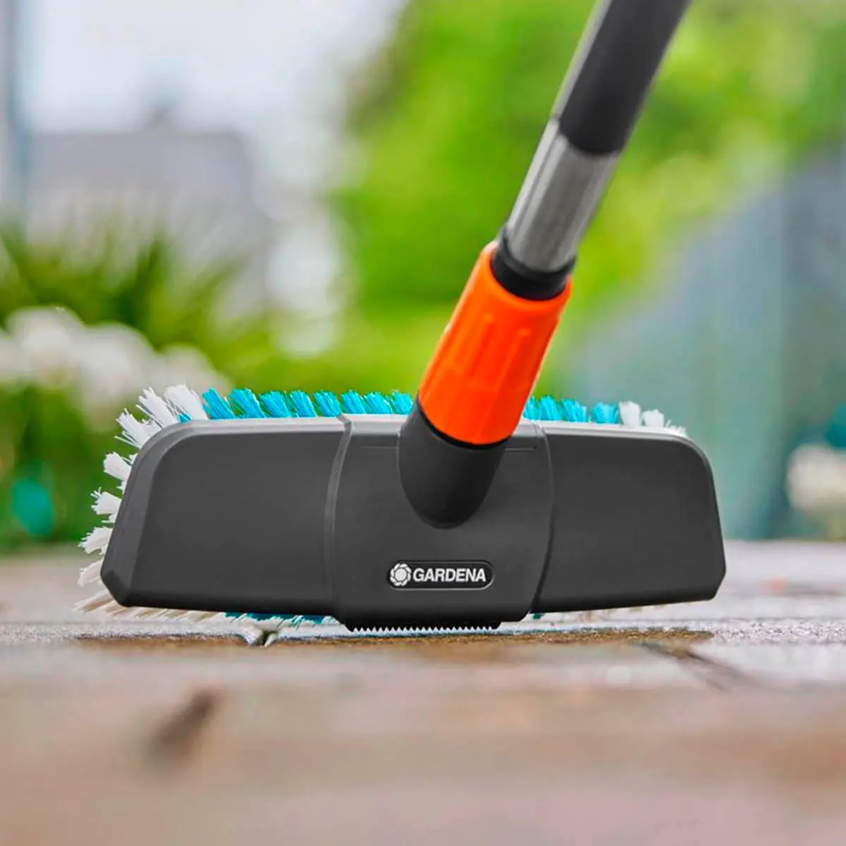 Terrassborste Gardena Cleansystem 150cm - Trädgårdsverktyg - 4078500064859 - 2