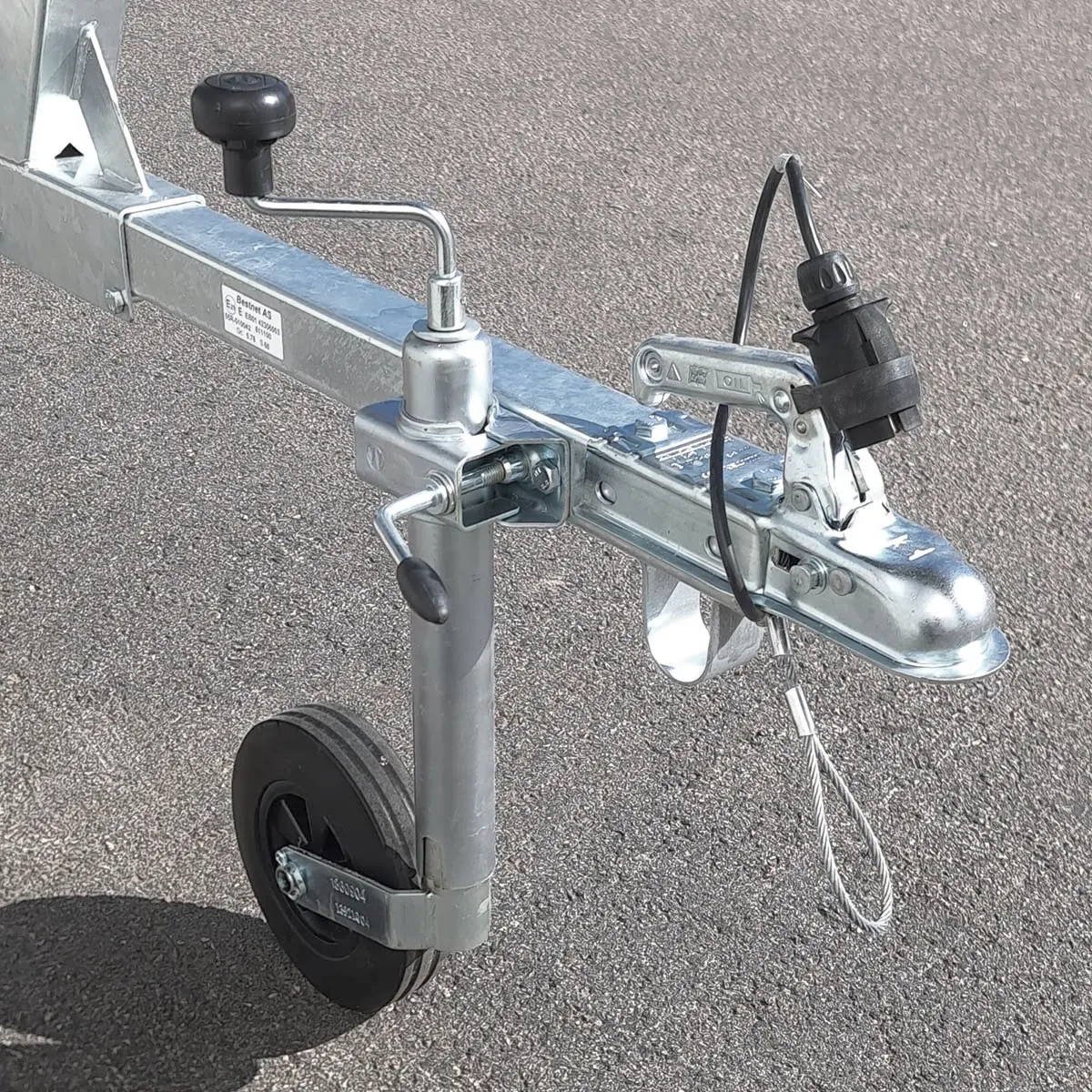 JET TRAILER LAX - Båtsläp och jettrailer - 6438471022735 - 2