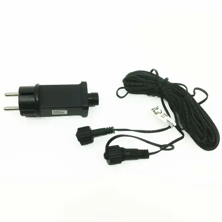 Lättkedjeadapter med 10m kabel - Ljusslingor och ljuslister - 8719987301551 - 1