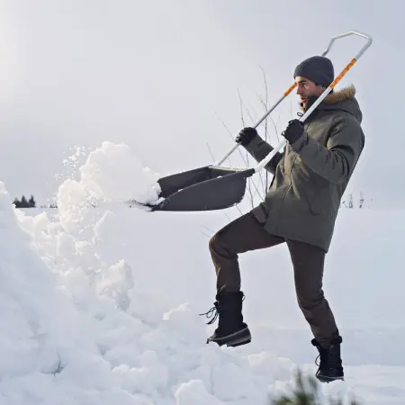 Snösläde Fiskars SnowXpert svart - Snöslädar, snöskyfflar och ishackor - 6411501430212 - 1