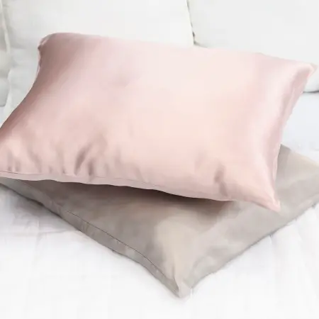 Pudebetræk Silk 50x60 cm lyserød - Velvære og personligt tilbehør - 6410416360034 - 1