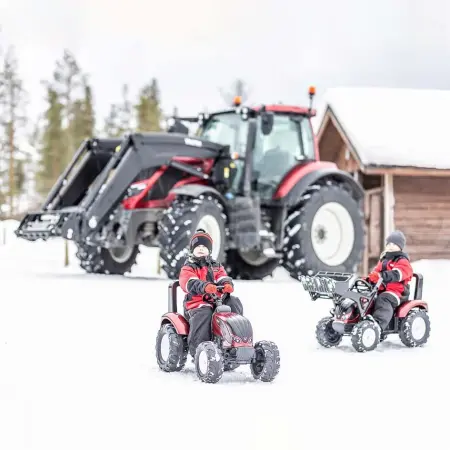 Falk Valtra tramptraktor med släp - Tramptraktorer, balanscyklar och sparkcyklar - 3016204000125 - 1