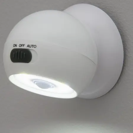 Batteridriven Led lampa rörelsesensor 7,5cm - Nattlampor - 6410416375861 - 1