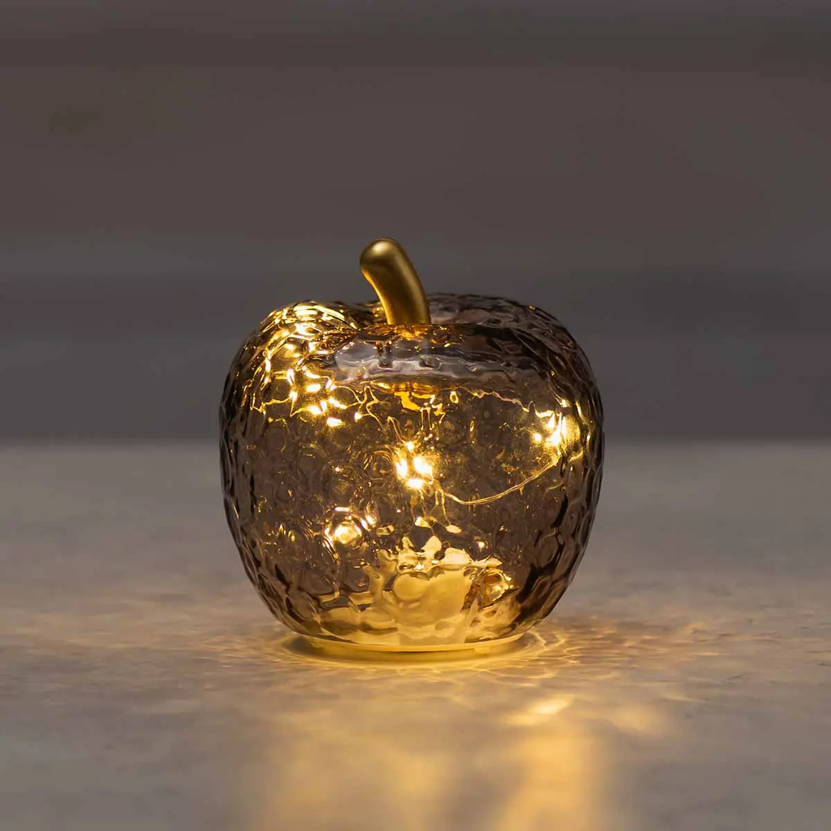 LED-äpple i glas brun 7,5 cm - Dekorationsföremål - 6410416573885 - 0